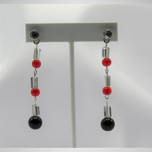 Red and Black Colour Beaded Jewelry Set - Picture 6 of 6